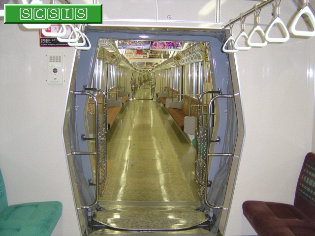 806号車(8906)の連結部付近です。[2006年 7月 8日撮影]