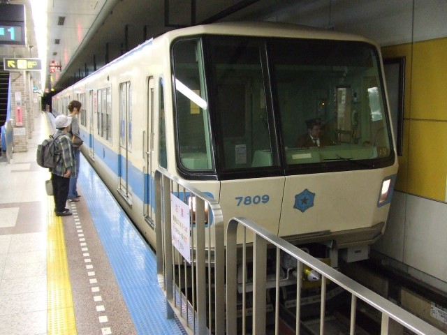 月寒中央駅で撮影された、7000形709号車の7809です。[2006年 5月21日撮影 虎根さん提供]